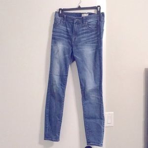 Madewell size 28 jeans